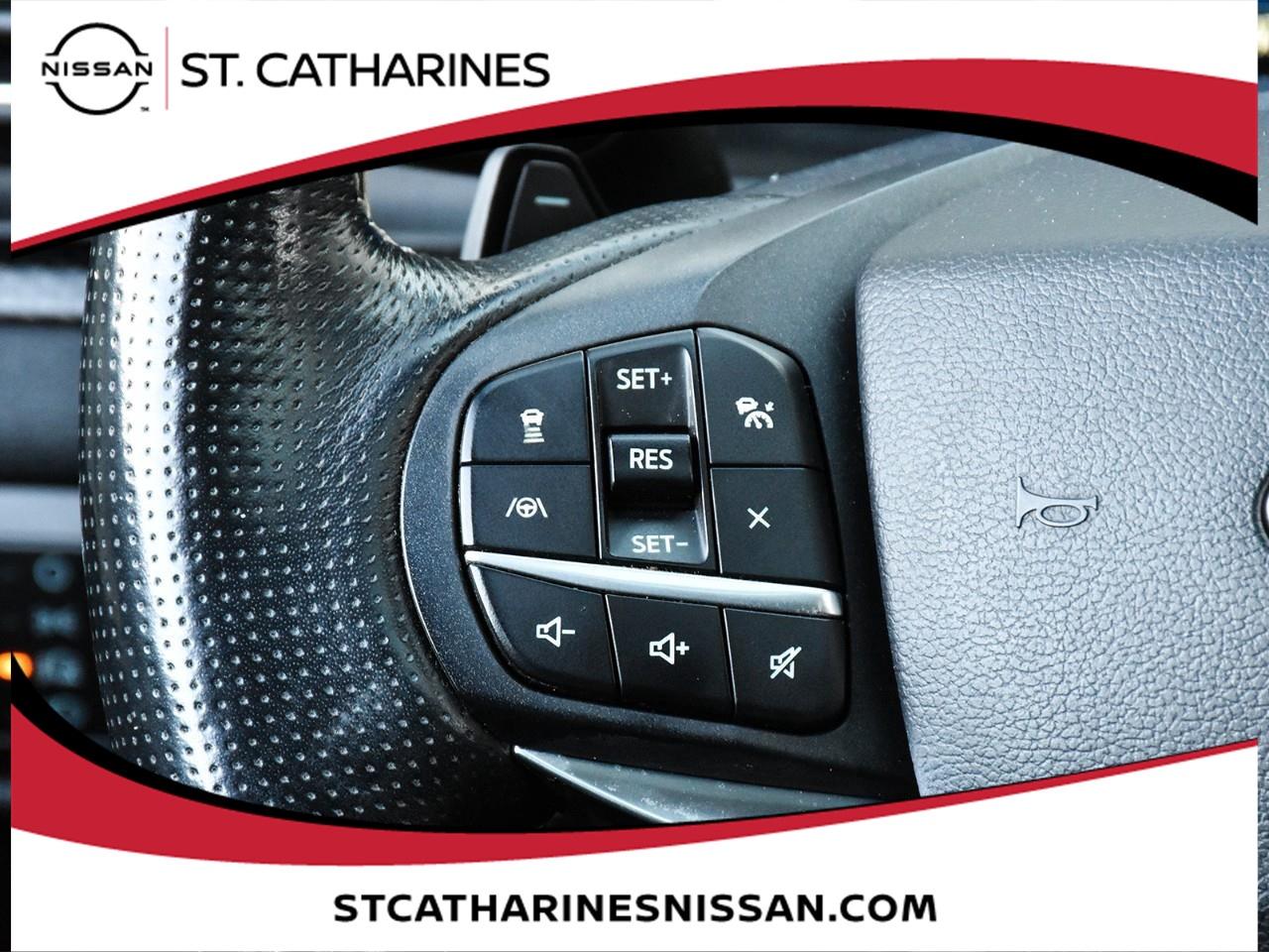 2020 Ford Explorer ST Photo