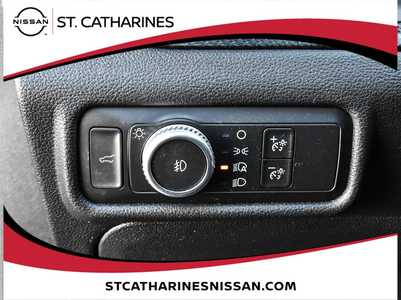 2020 Ford Explorer ST Photo