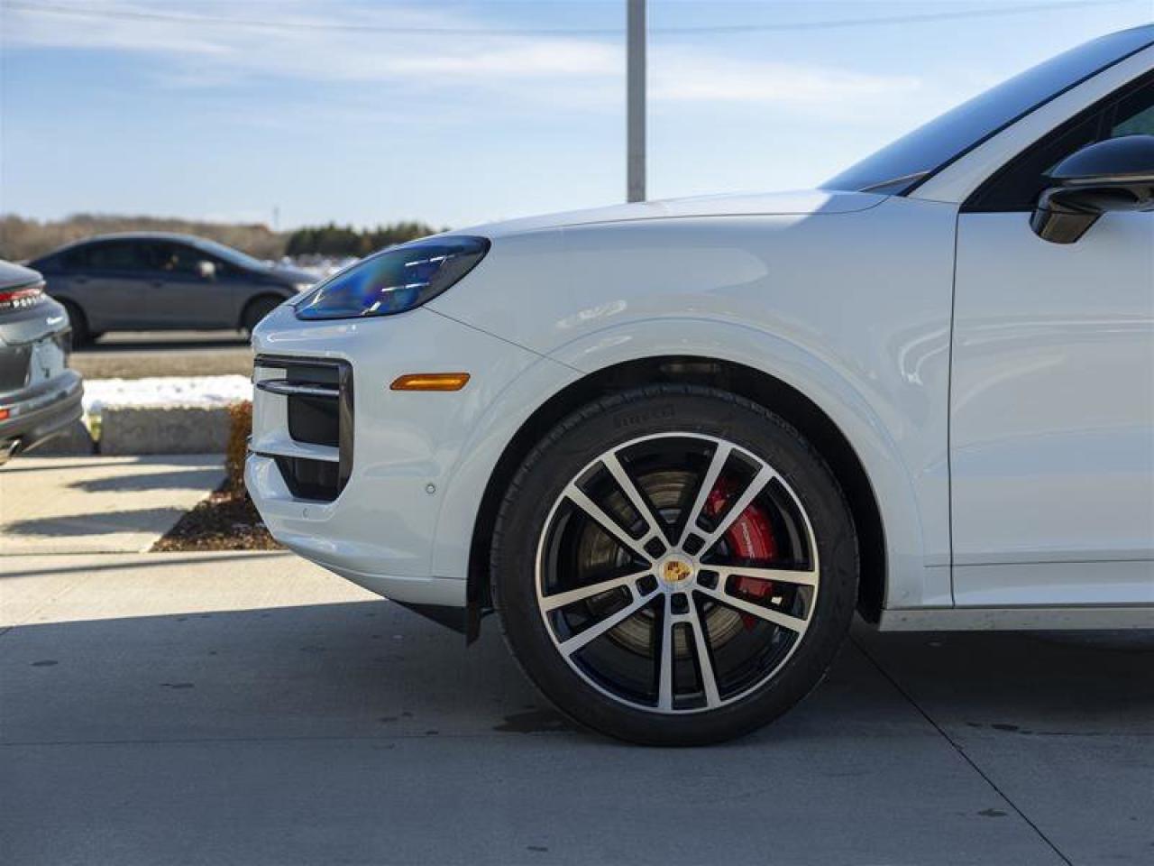 2024 Porsche Cayenne S White Photo