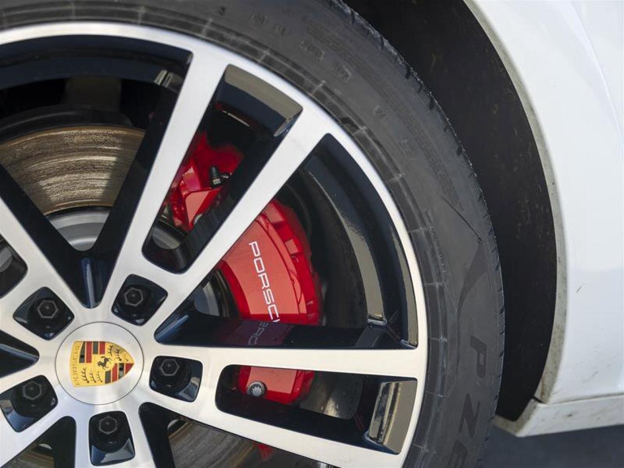 2024 Porsche Cayenne S White Photo