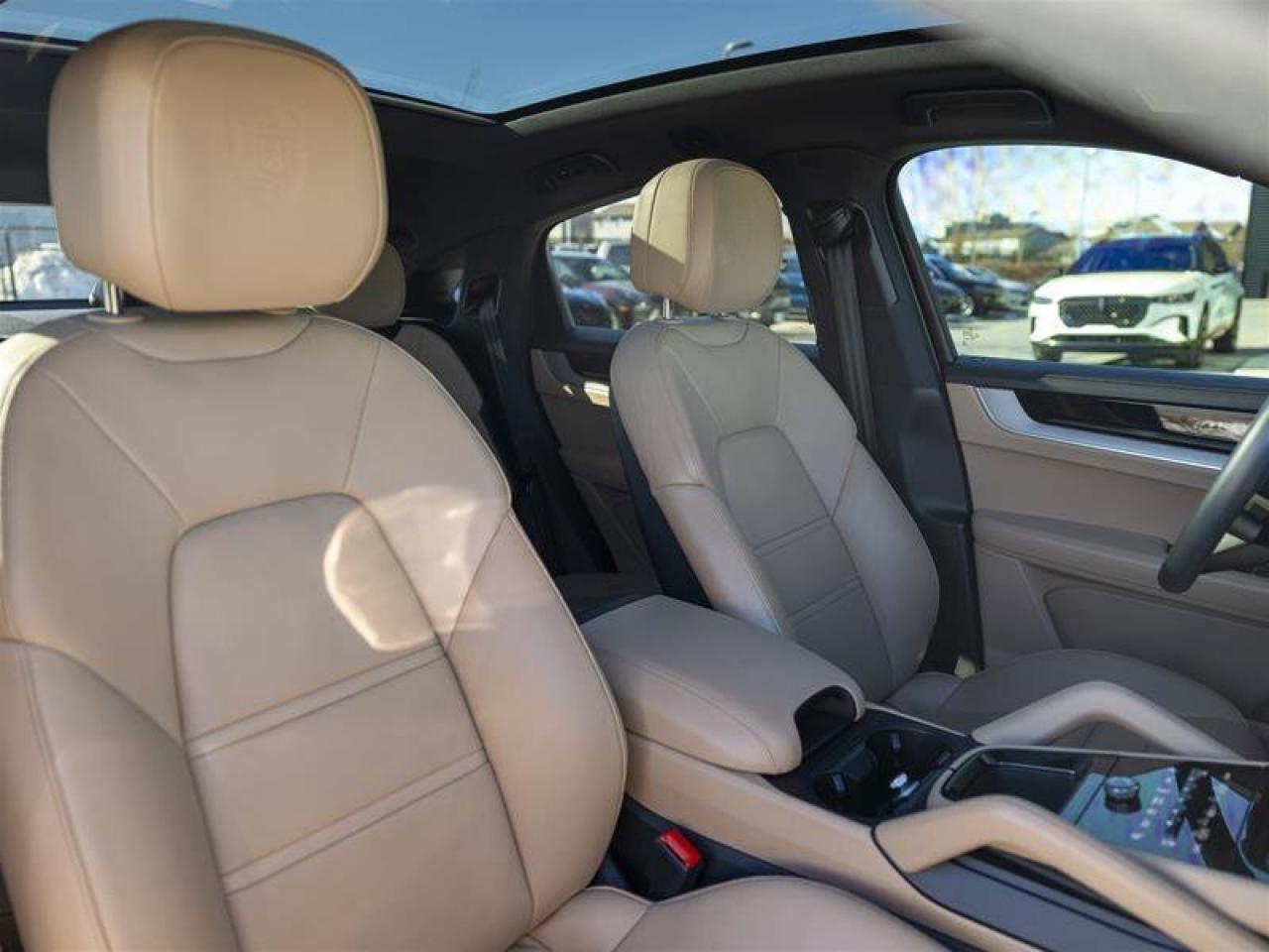 2024 Porsche Cayenne S White Photo