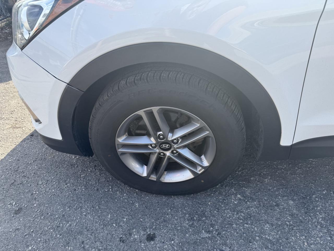 2018 Hyundai Santa Fe Sport *** 3 YEAR WARRANTY INCLUDED *** Photo