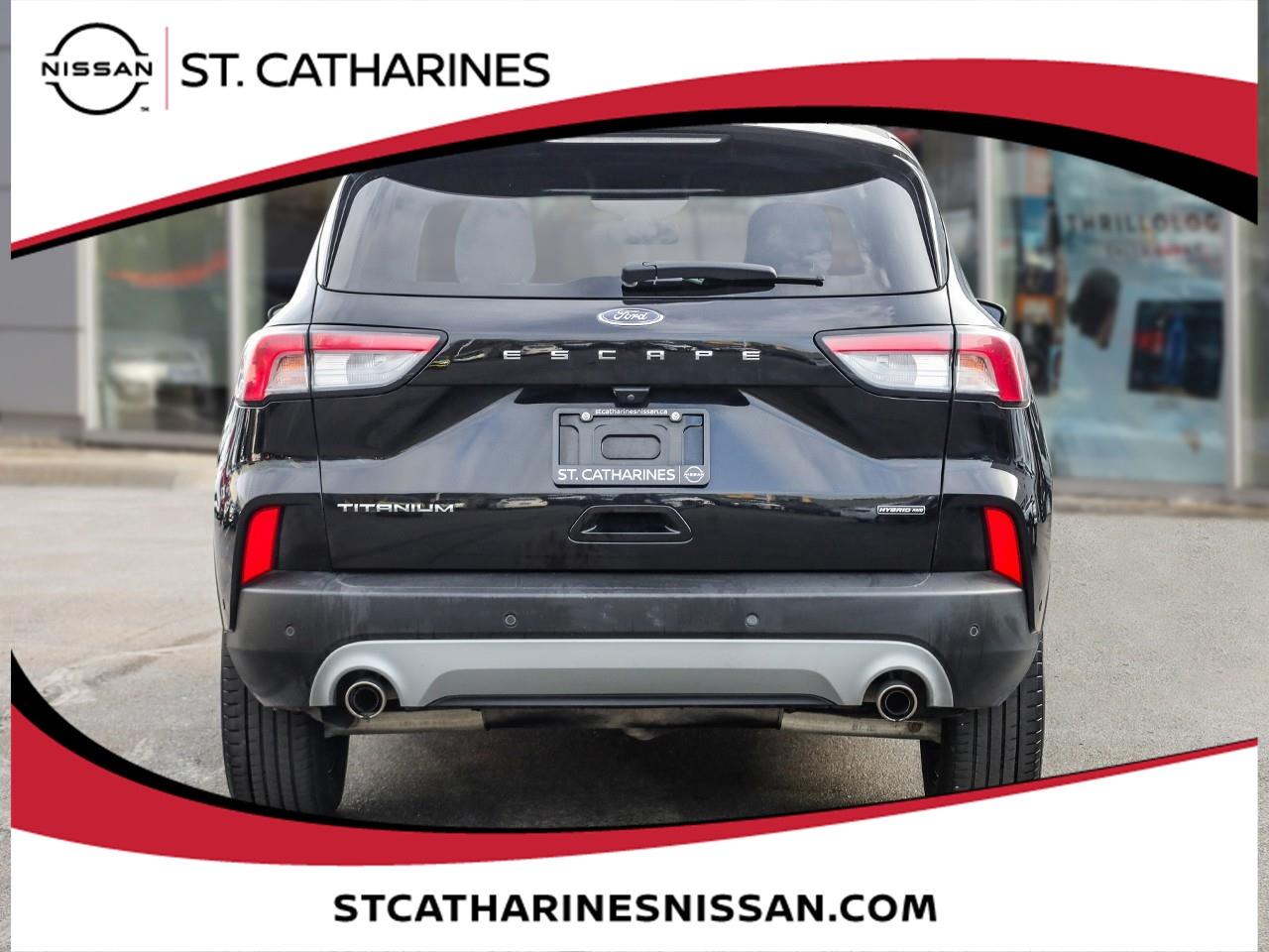 2021 Ford Escape Titanium Hybrid Photo