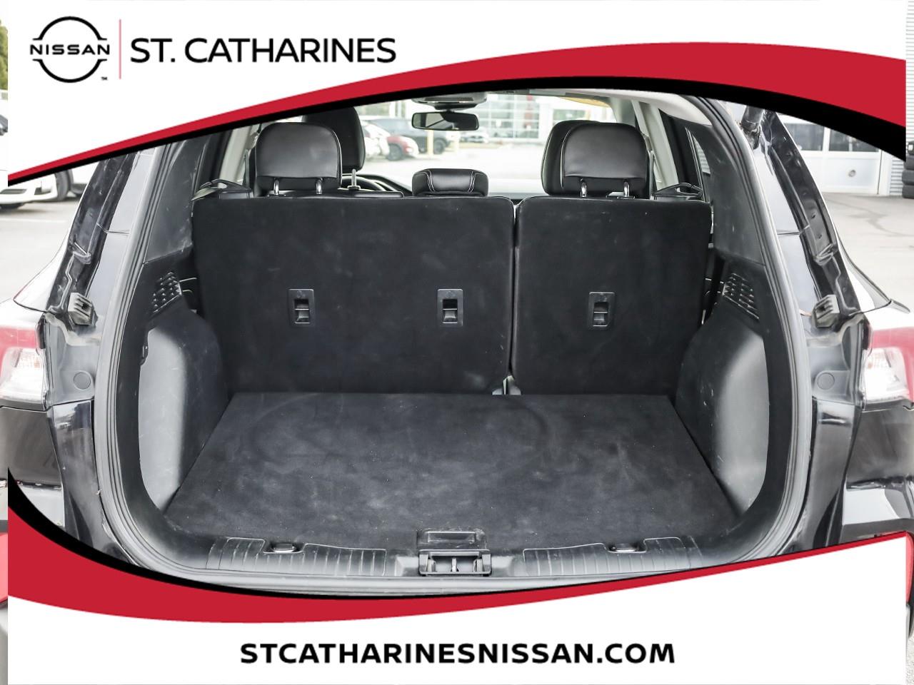 2021 Ford Escape Titanium Hybrid Photo