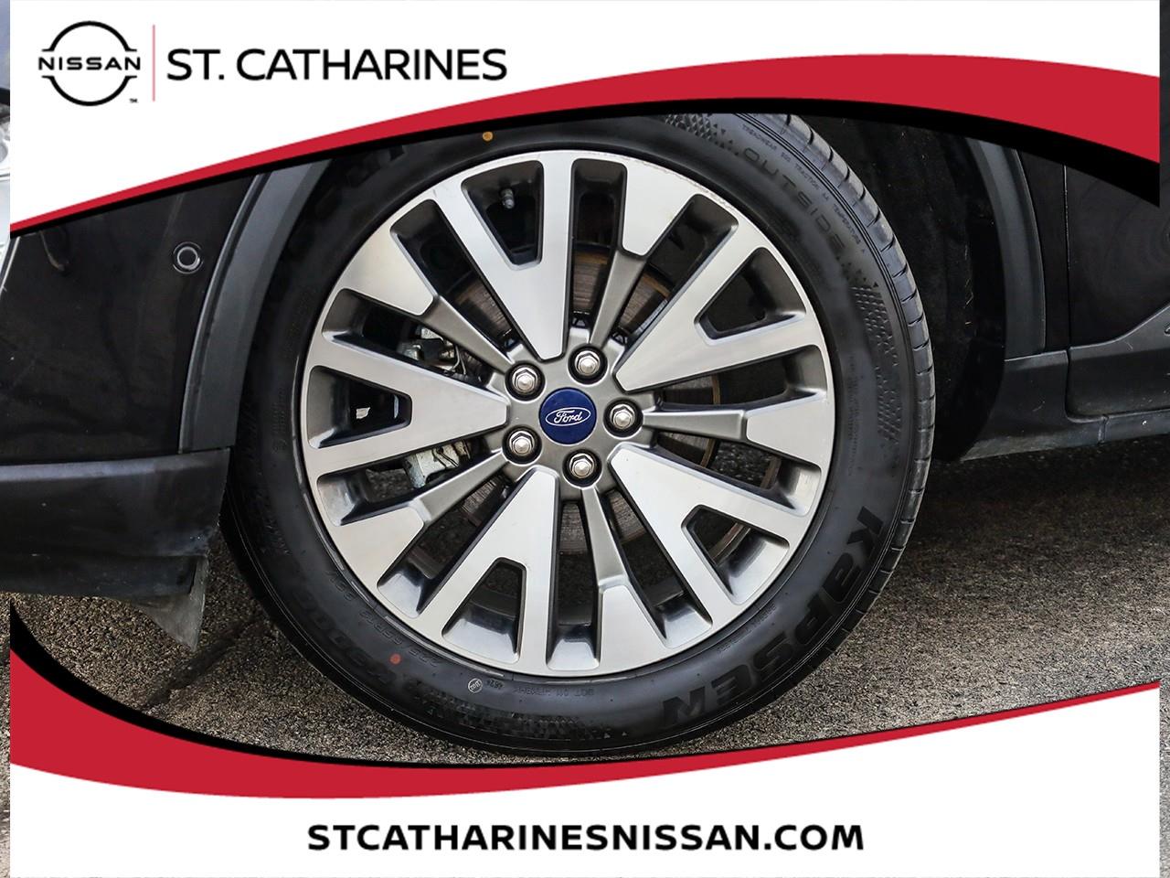 2021 Ford Escape Titanium Hybrid Photo