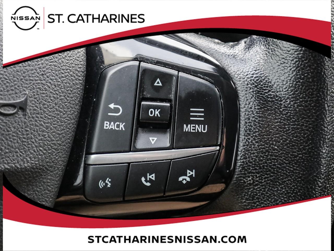 2021 Ford Escape Titanium Hybrid Photo