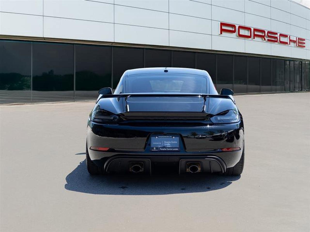 2022 Porsche 718 Cayman GT4 Black Photo4