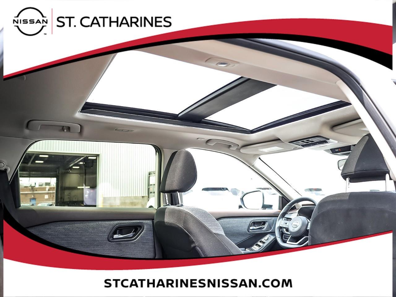 2023 Nissan Rogue SV MOONROOF Photo