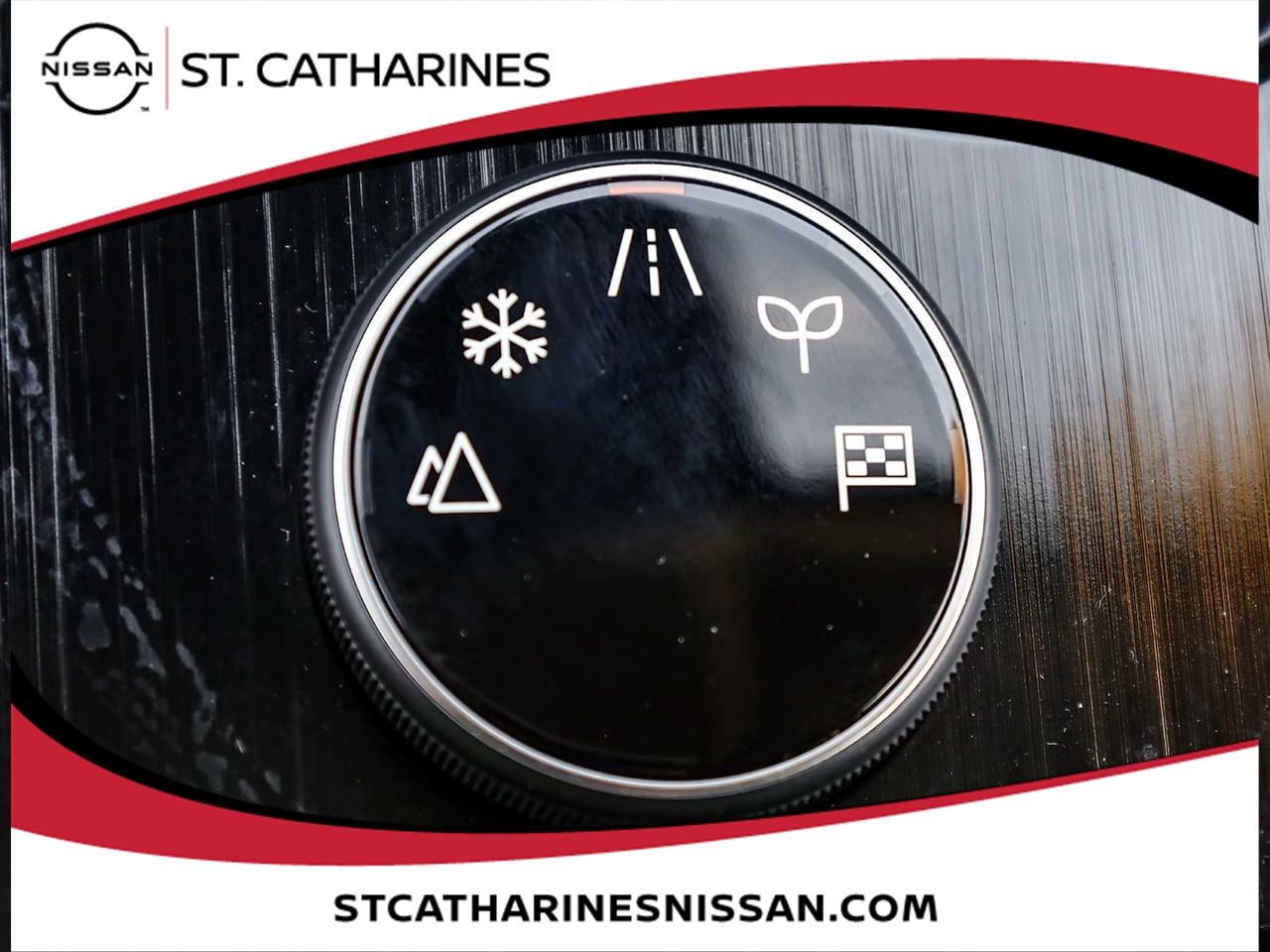 2023 Nissan Rogue SV MOONROOF Photo