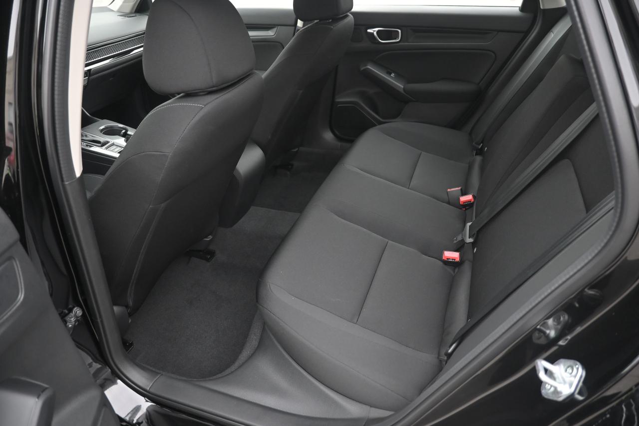 2024 Honda Civic LX / NO ACCIDENT / CARPLAY / REAR CAMERA / RADIO Photo