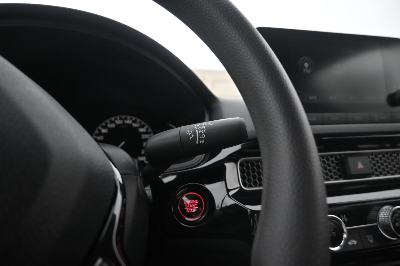 2024 Honda Civic LX / NO ACCIDENT / CARPLAY / REAR CAMERA / RADIO Photo