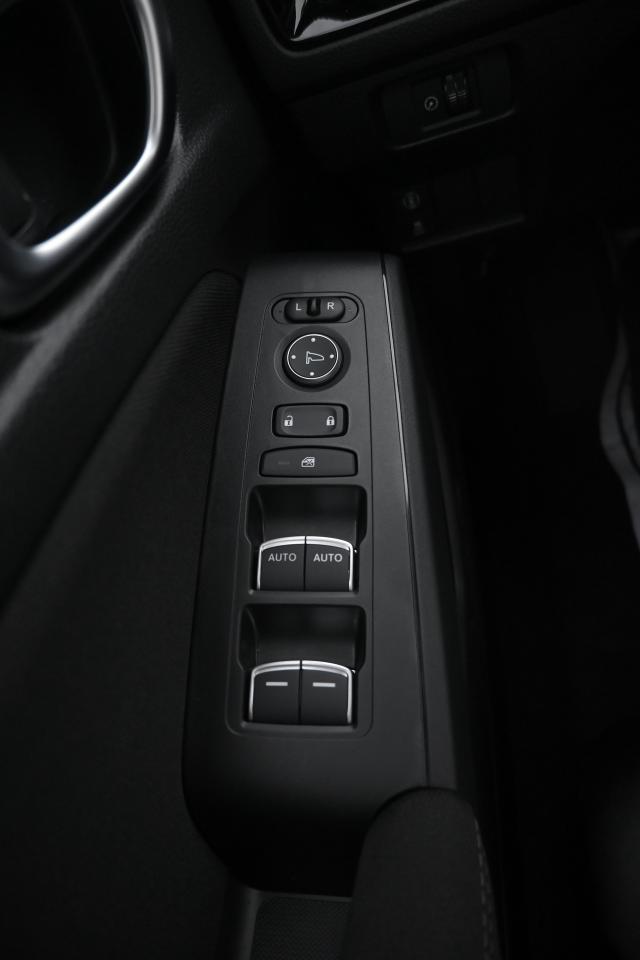 2024 Honda Civic LX / NO ACCIDENT / CARPLAY / REAR CAMERA / RADIO Photo