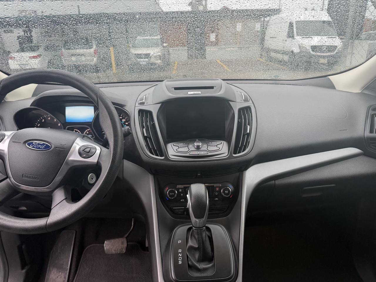 2015 Ford Escape *** 3 YEAR WARRANTY INCLUDED *** Photo