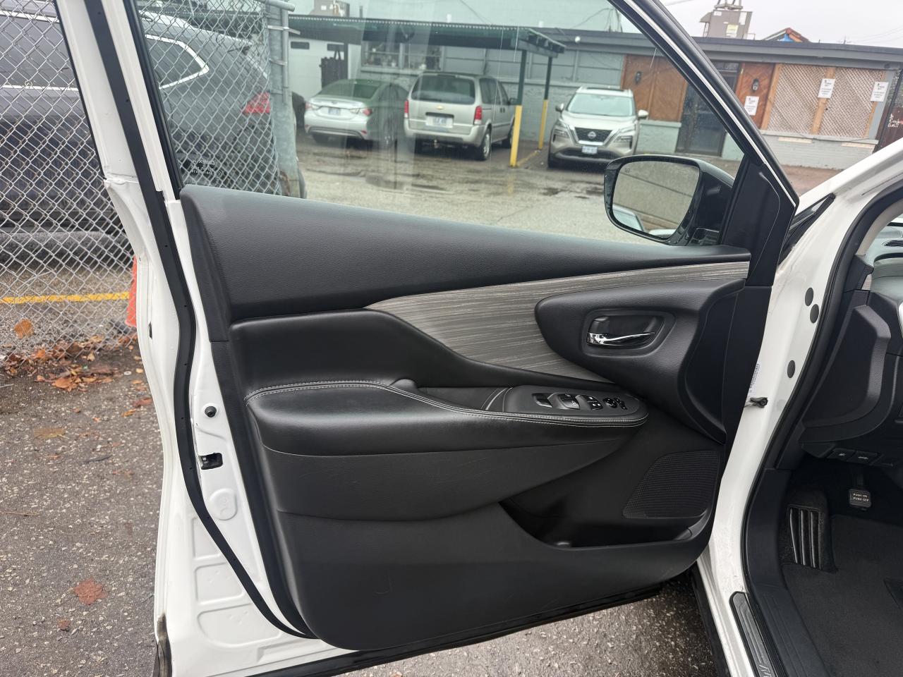 2015 Nissan Murano *** 3 YEAR WARRANTY INCLUDED *** Photo