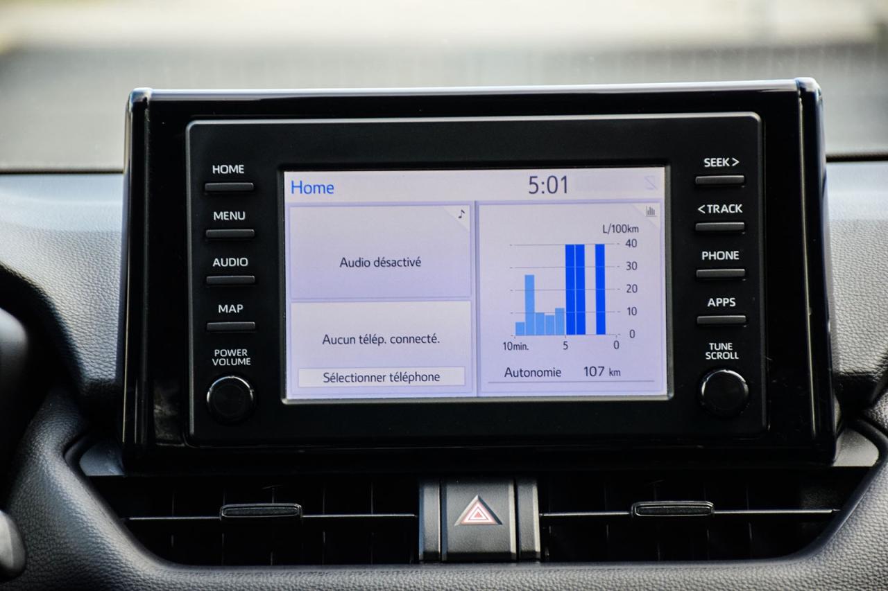 2021 Toyota RAV4 XLE AWD / NO ACCIDENT /SUNROOF / CARPLAY / BSM Photo