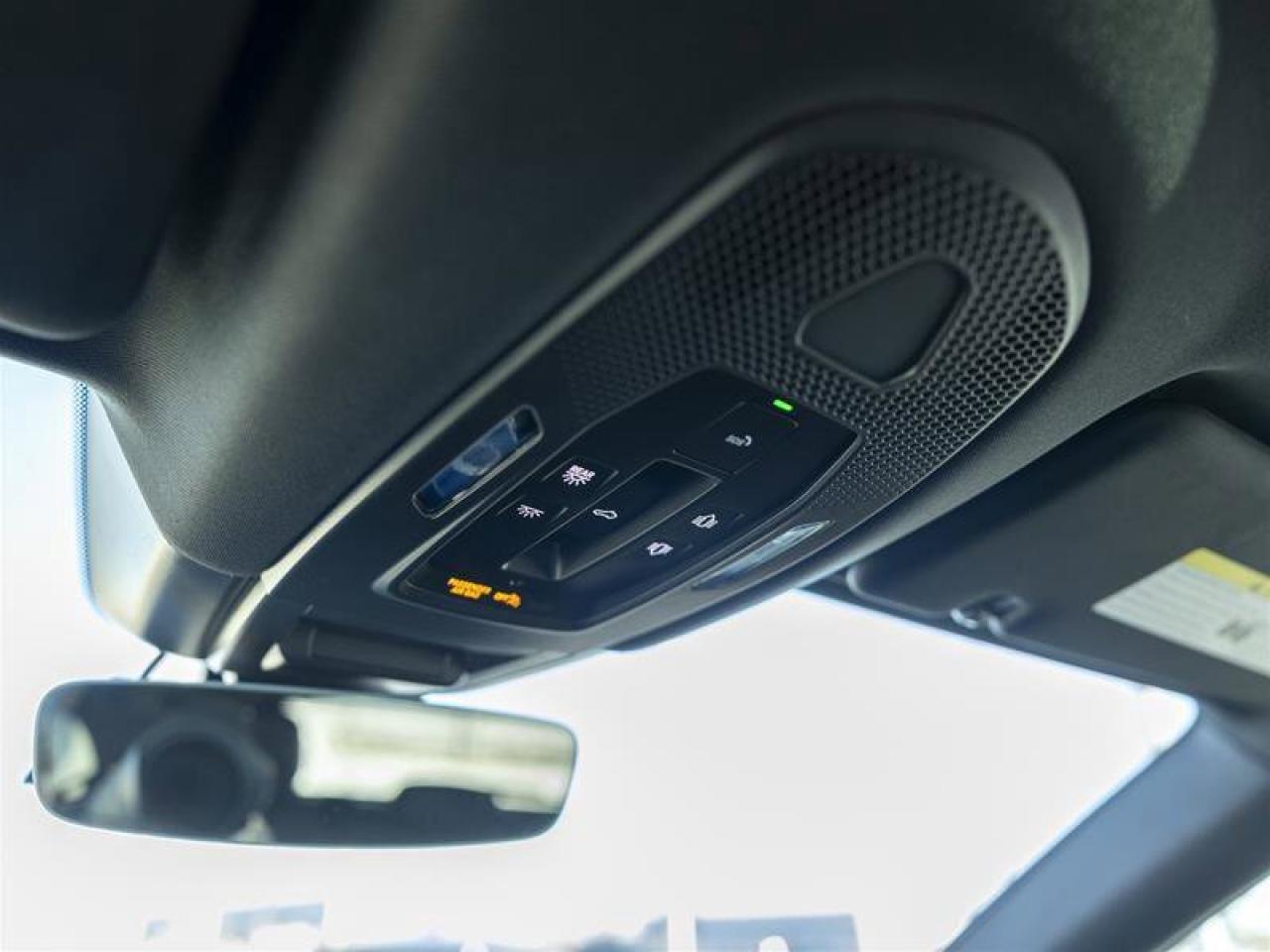 2024 Porsche Cayenne E-Hybrid Blue Photo