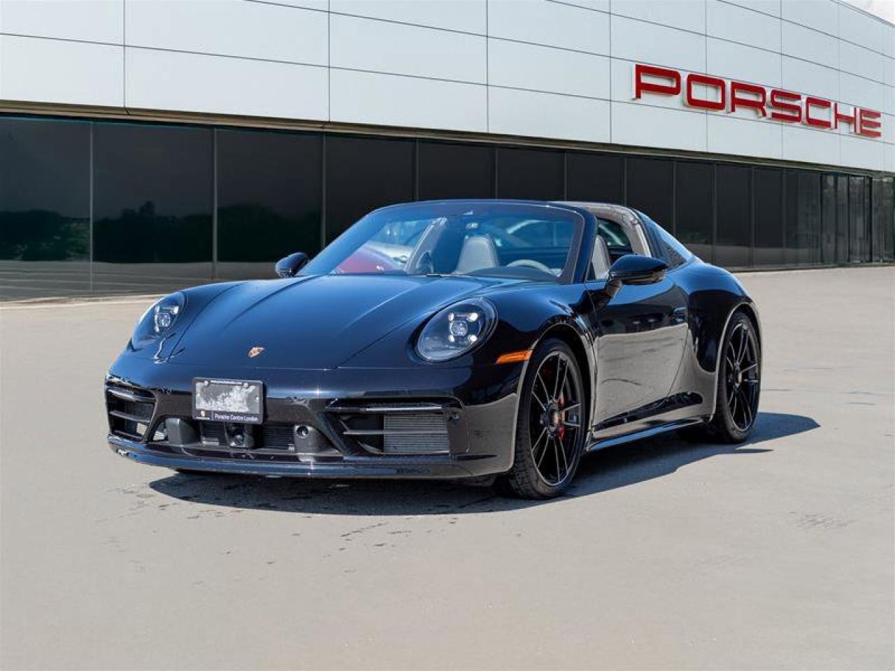 2022 Porsche 911 4 GTS Black Photo