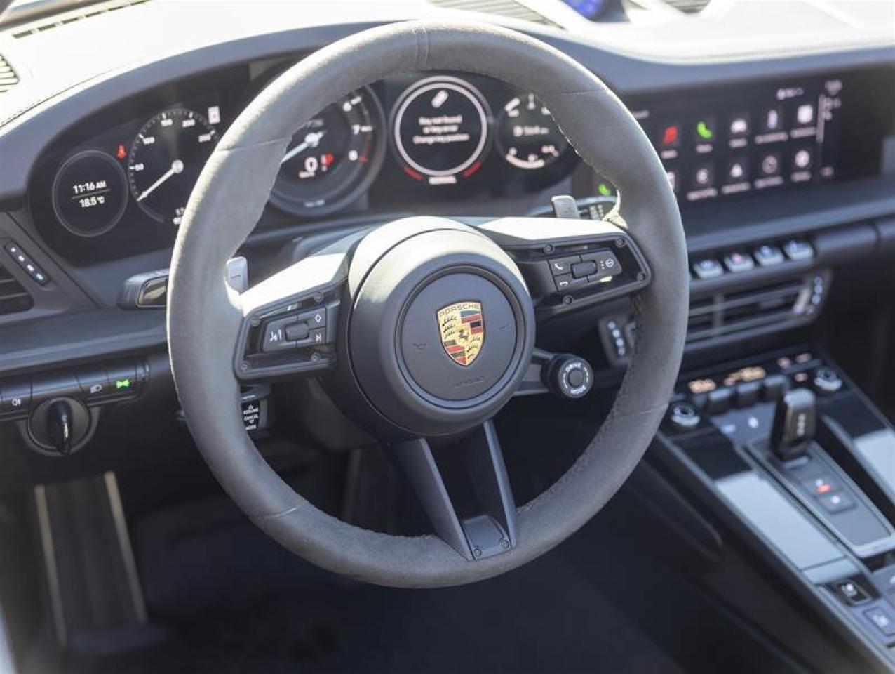 2022 Porsche 911 4 GTS Black Photo