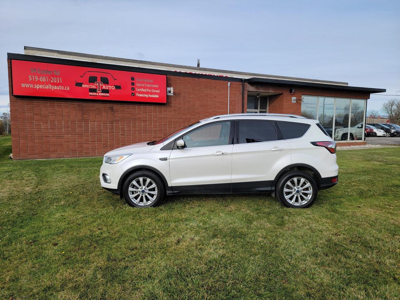 2017 Ford Escape 4WD 4DR TITANIUM Photo0