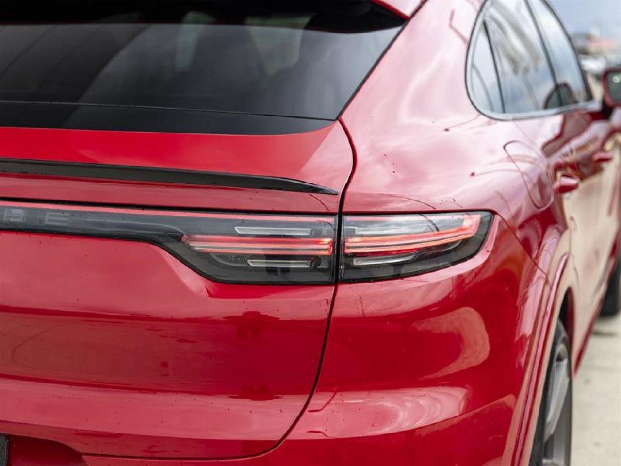 2023 Porsche Cayenne GTS Red Photo