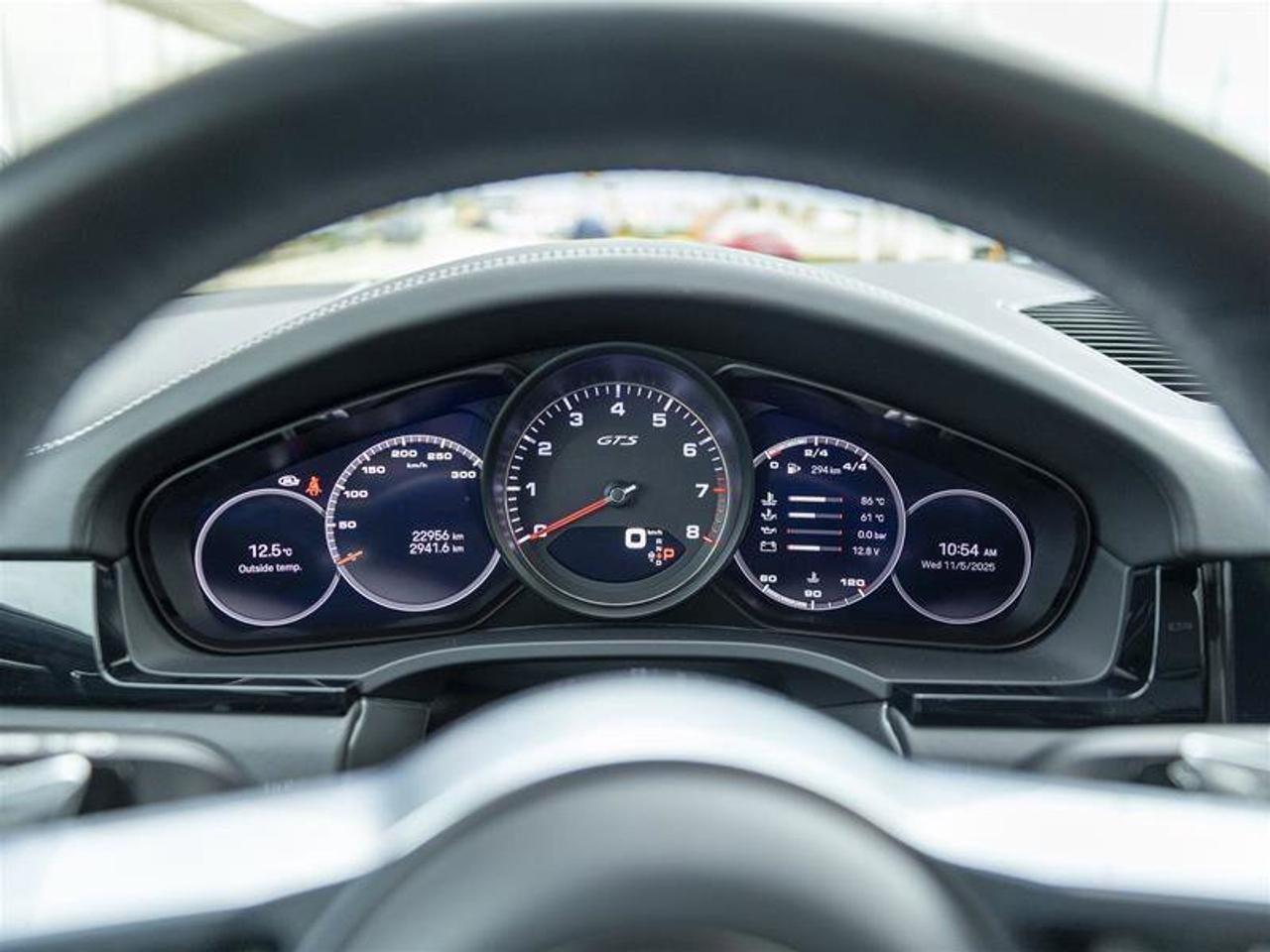 2023 Porsche Cayenne GTS Red Photo