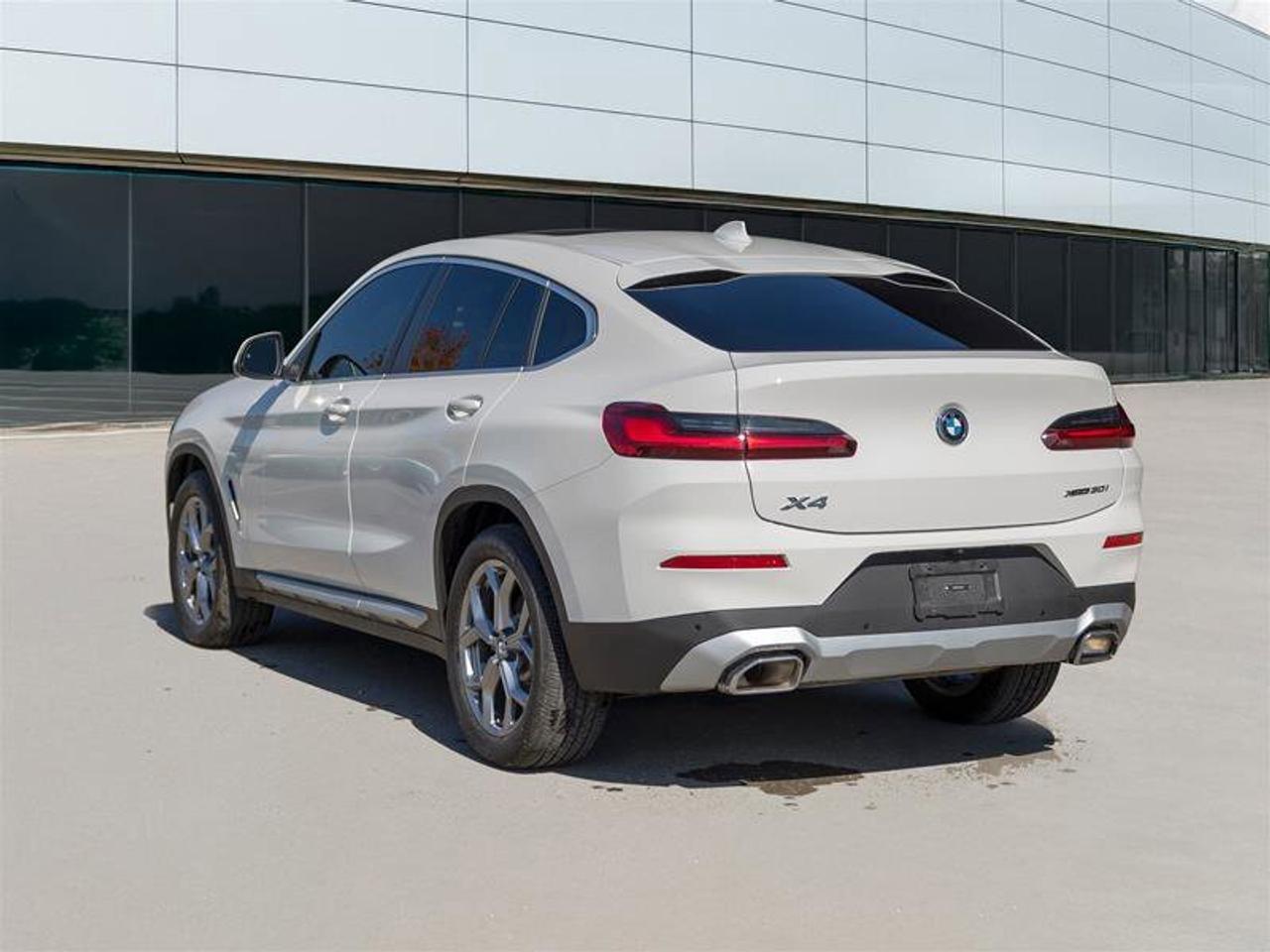 2025 BMW X4 xDrive30i White Photo