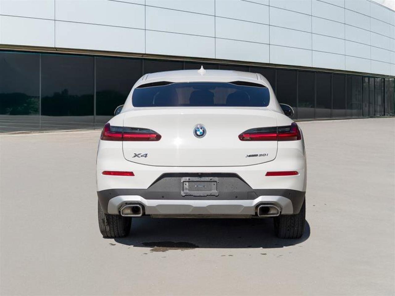 2025 BMW X4 xDrive30i White Photo