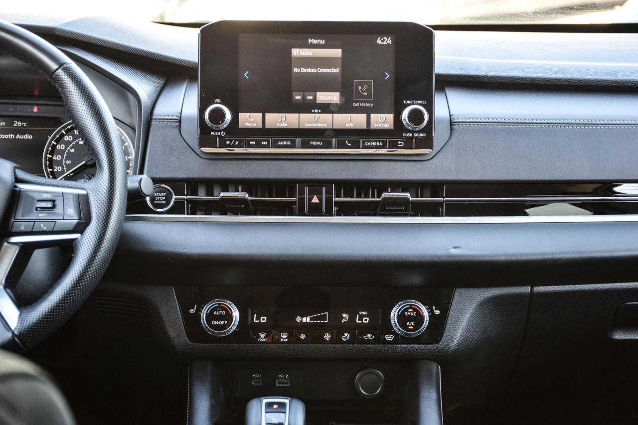 2024 Mitsubishi Outlander ES S-AWC / NO ACCIDENT / CARPLAY / BSM / 7 SEATER Photo