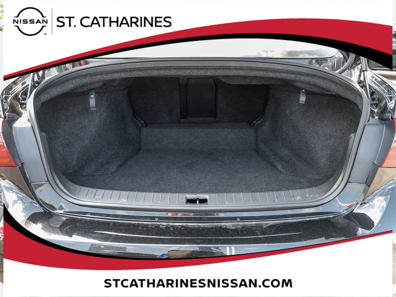 2023 Infiniti Q50 Signature Edition Photo