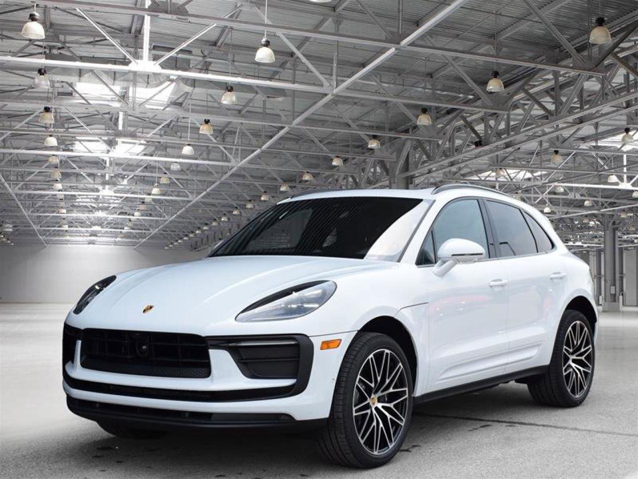 2024 Porsche Macan AWD White Photo