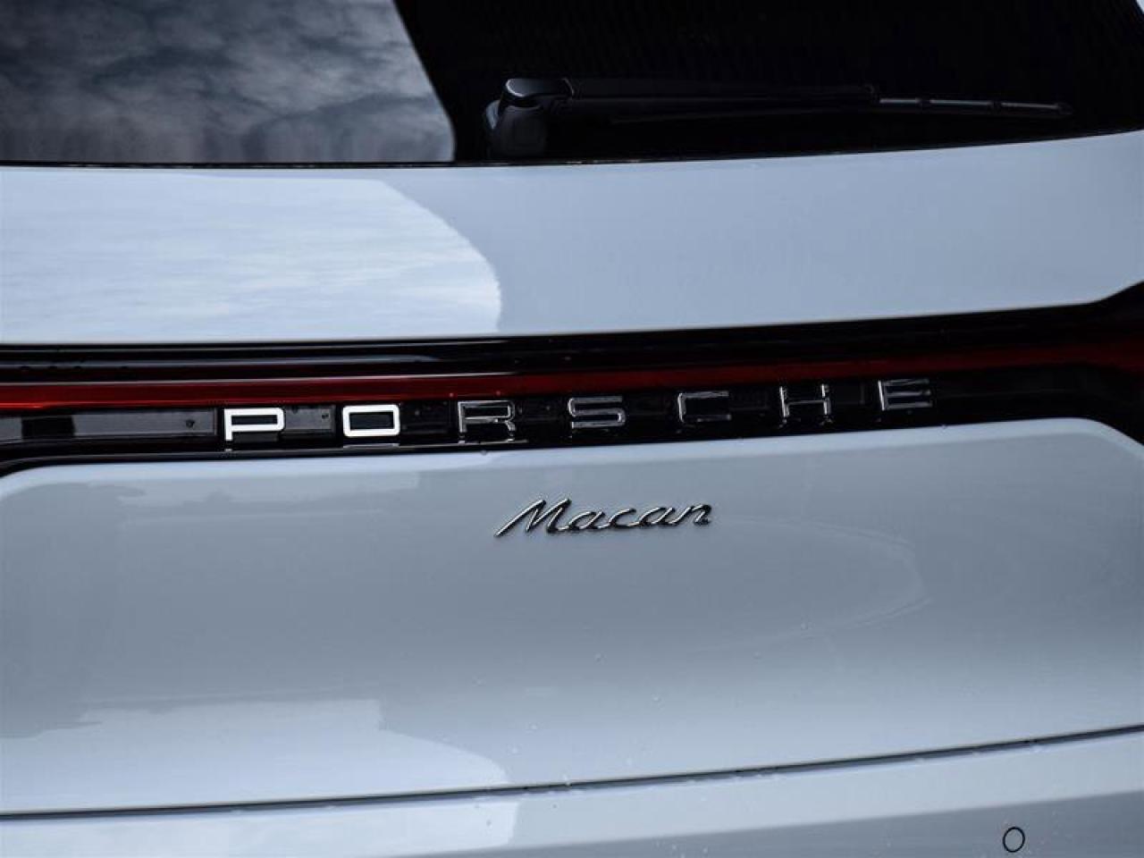 2024 Porsche Macan AWD White Photo