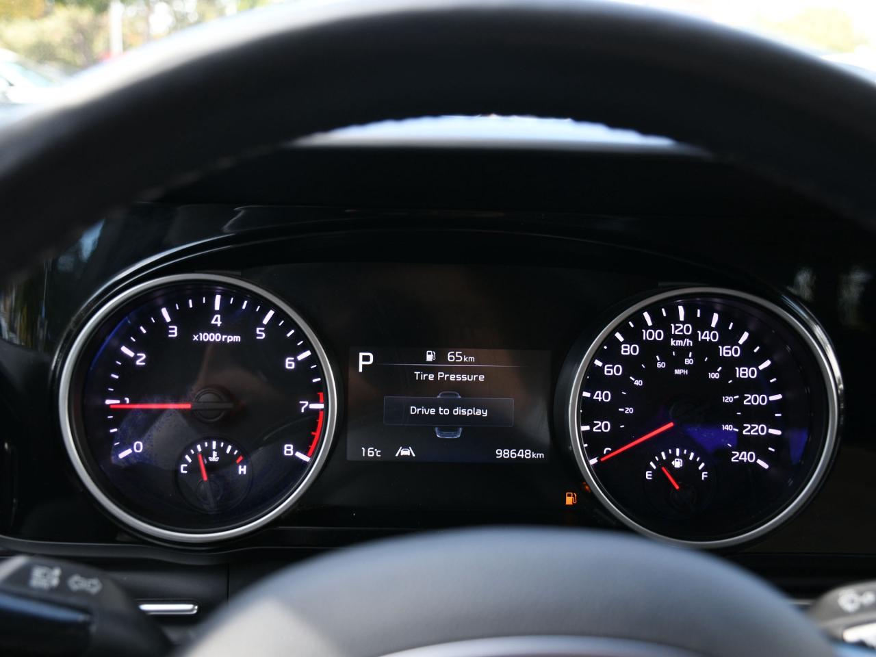 2024 Kia Carnival LX+ CPO   Ex-Rental   Bluetooth   Backup Camera Photo