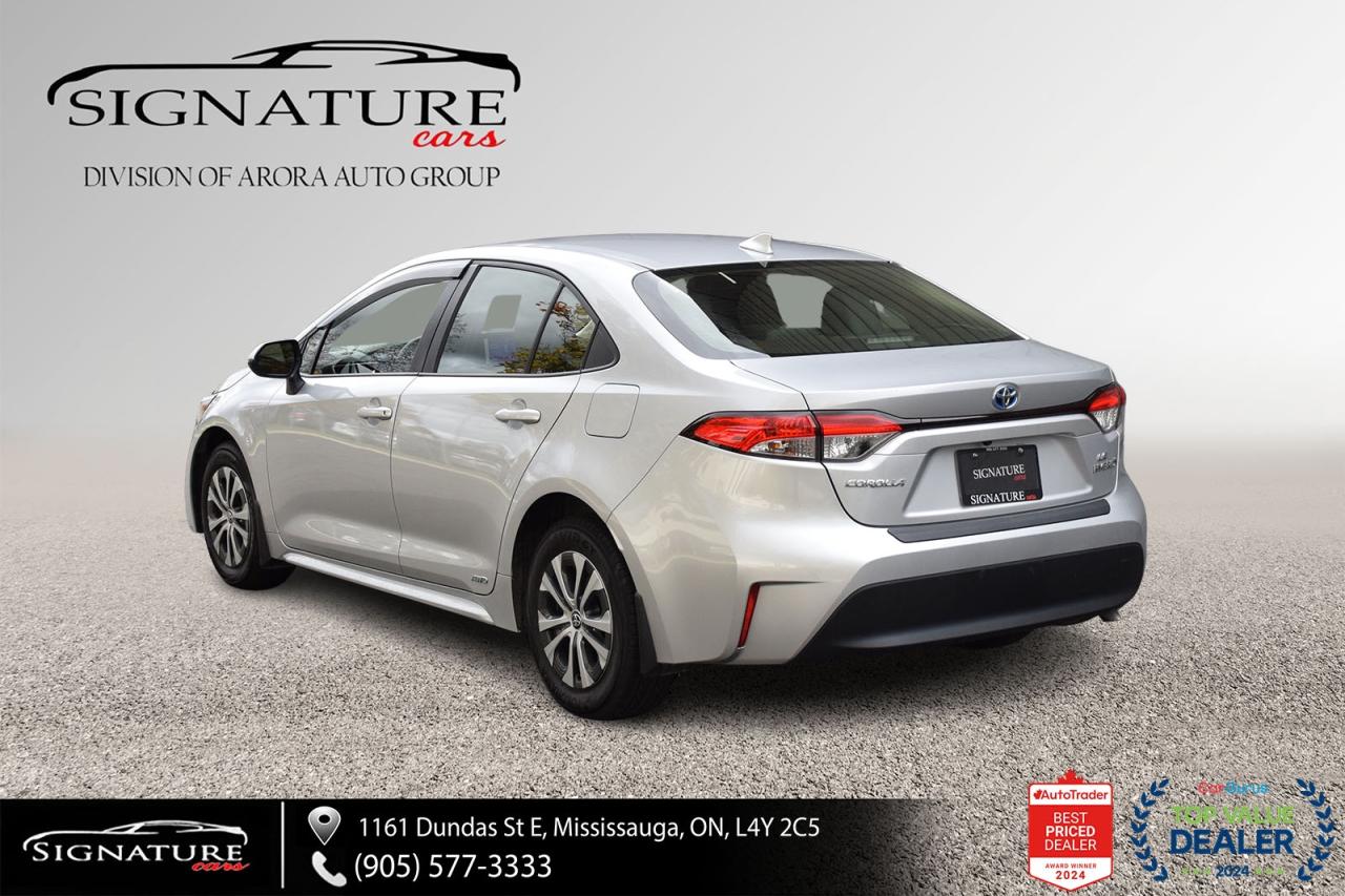 2023 Toyota Corolla Hybrid LE AWD / NO ACCIDENT / CARPLAY / BSM / HTD SEATS Photo