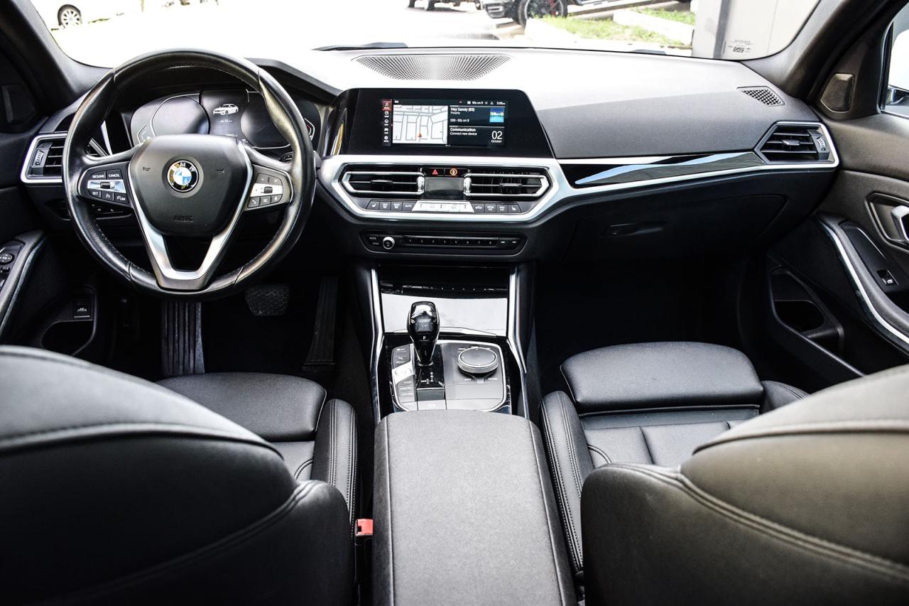 2021 BMW 3 Series 330i xDrive AWD  No Accident Sunroof Leather Navi Photo