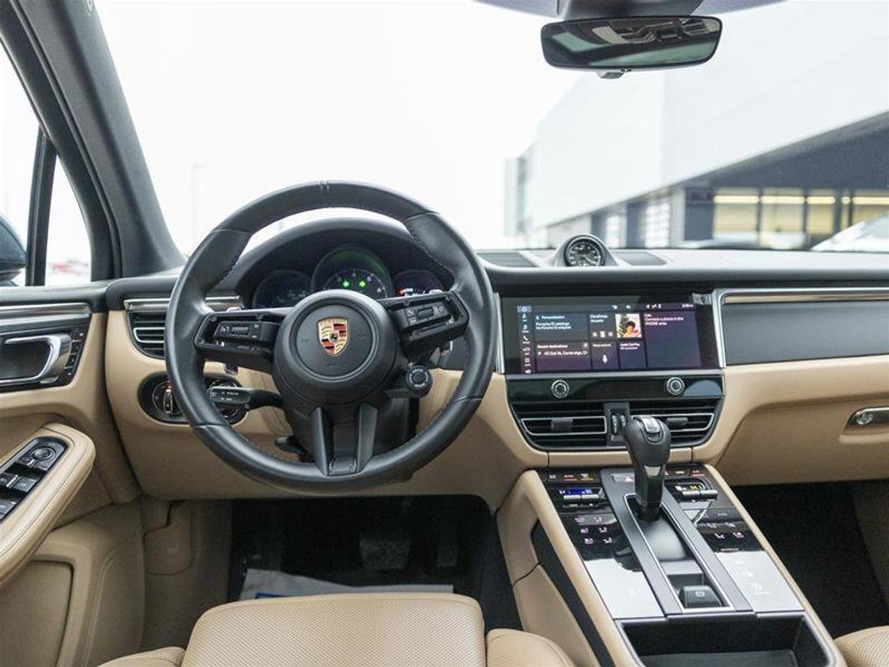 2023 Porsche Macan T Blue Photo