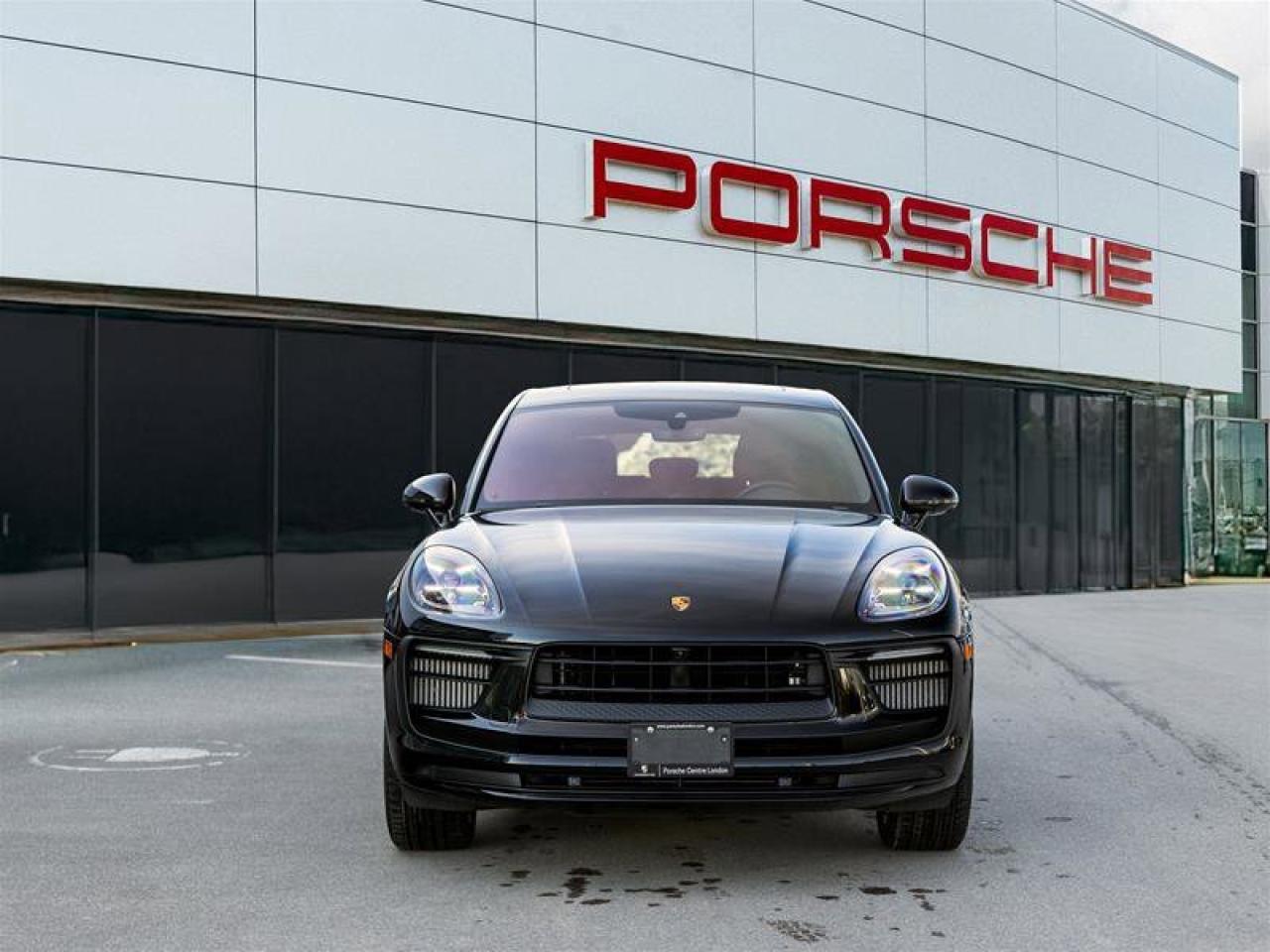 2023 Porsche Macan S Black Photo
