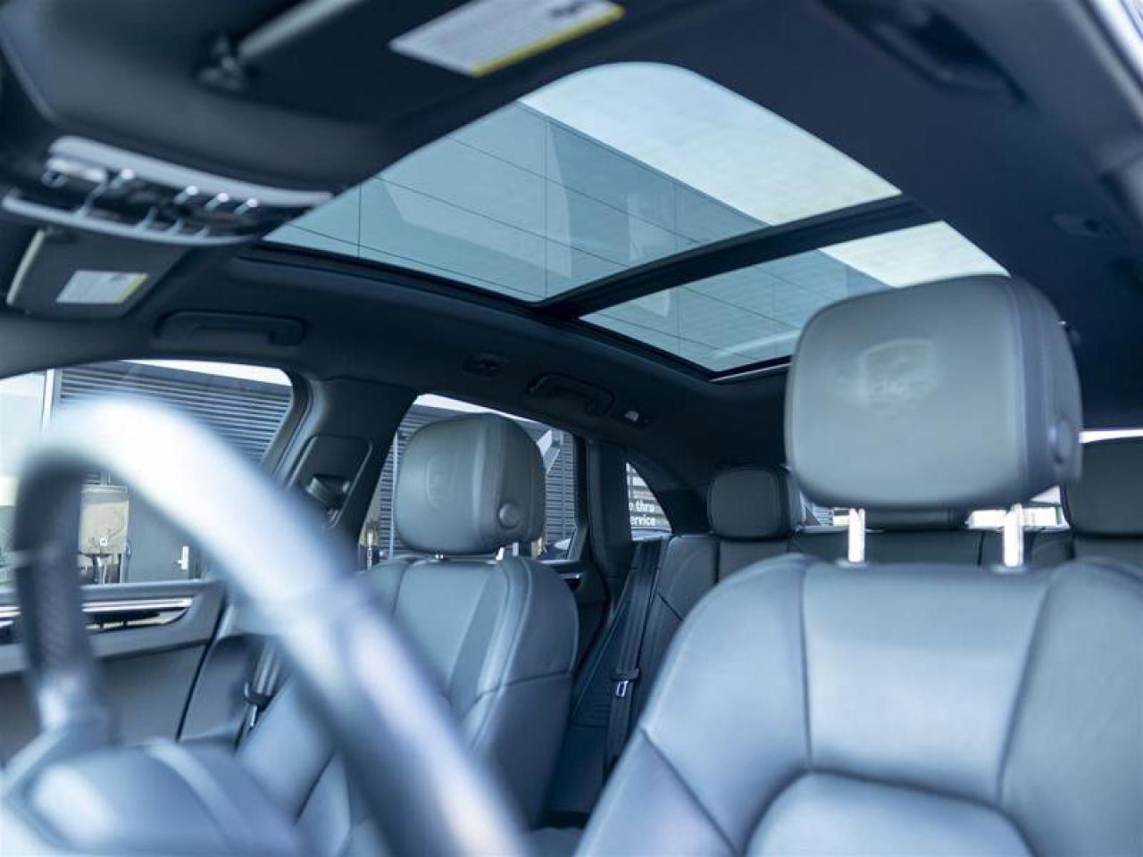 2023 Porsche Macan S Black Photo