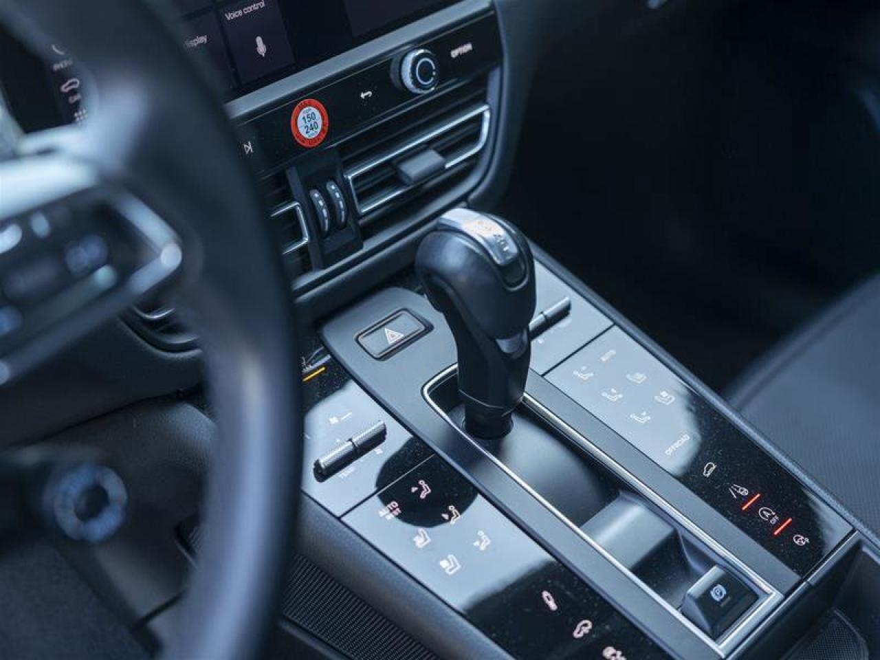 2023 Porsche Macan S Black Photo