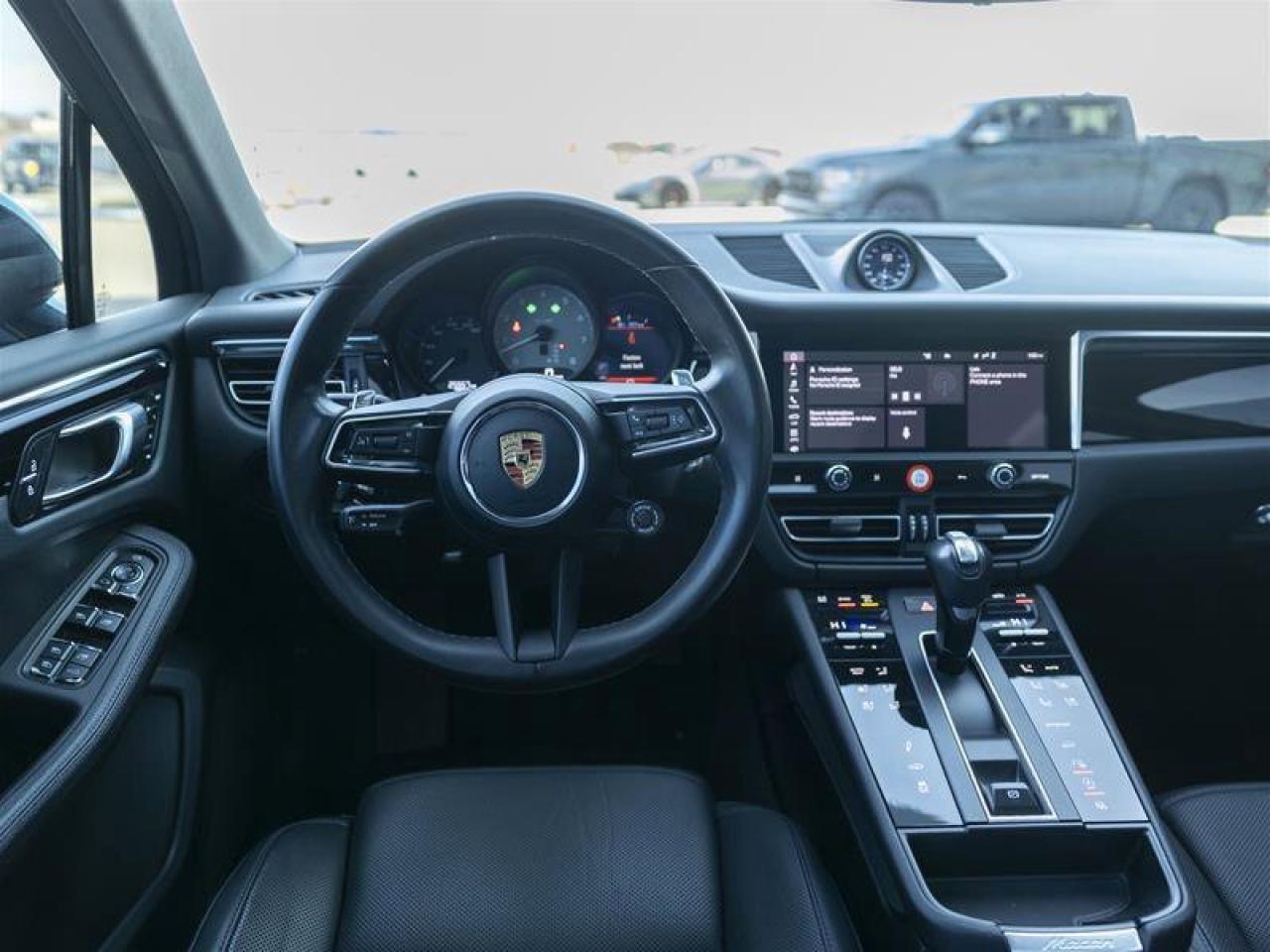 2023 Porsche Macan S Black Photo