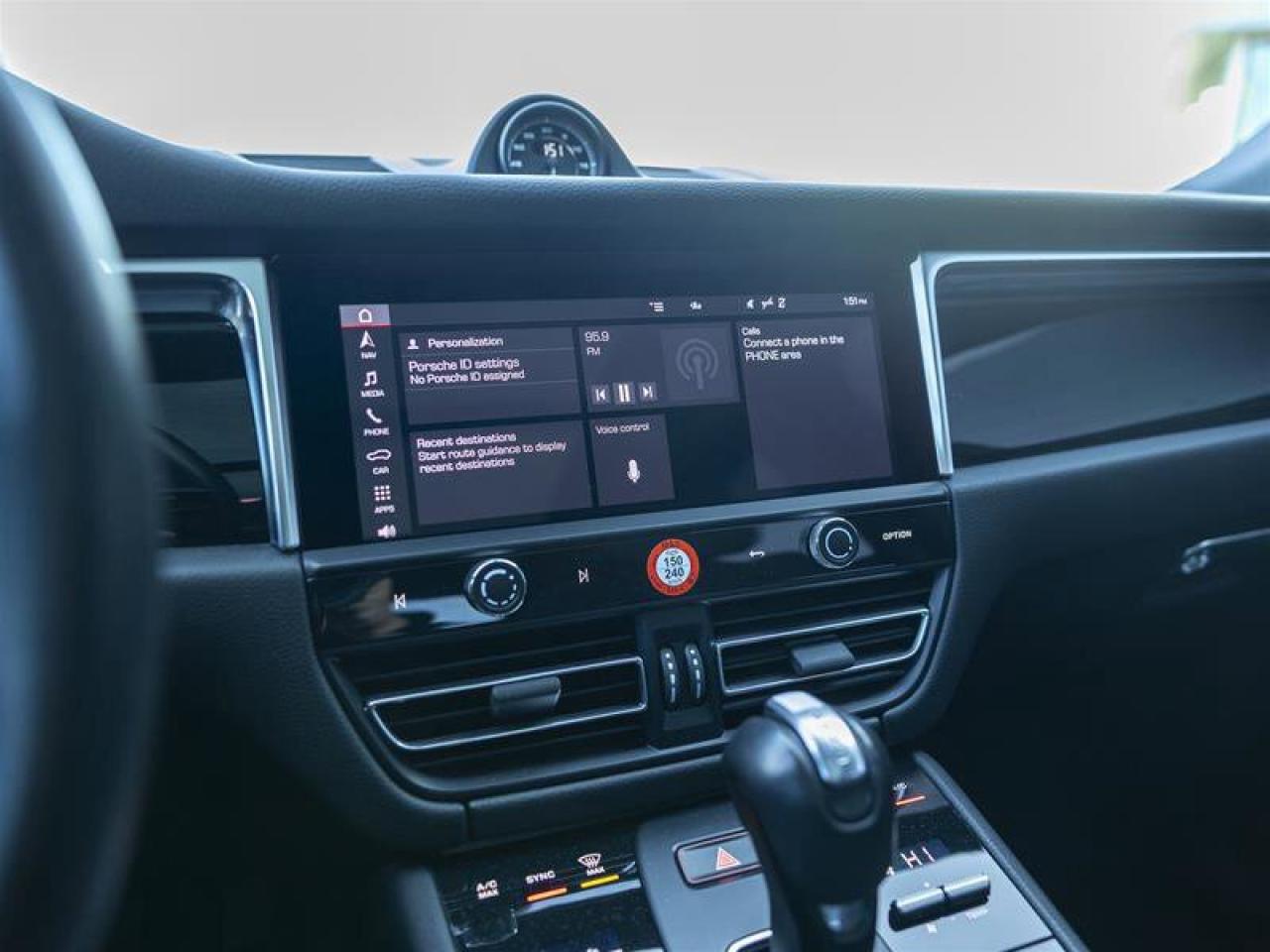 2023 Porsche Macan S Black Photo