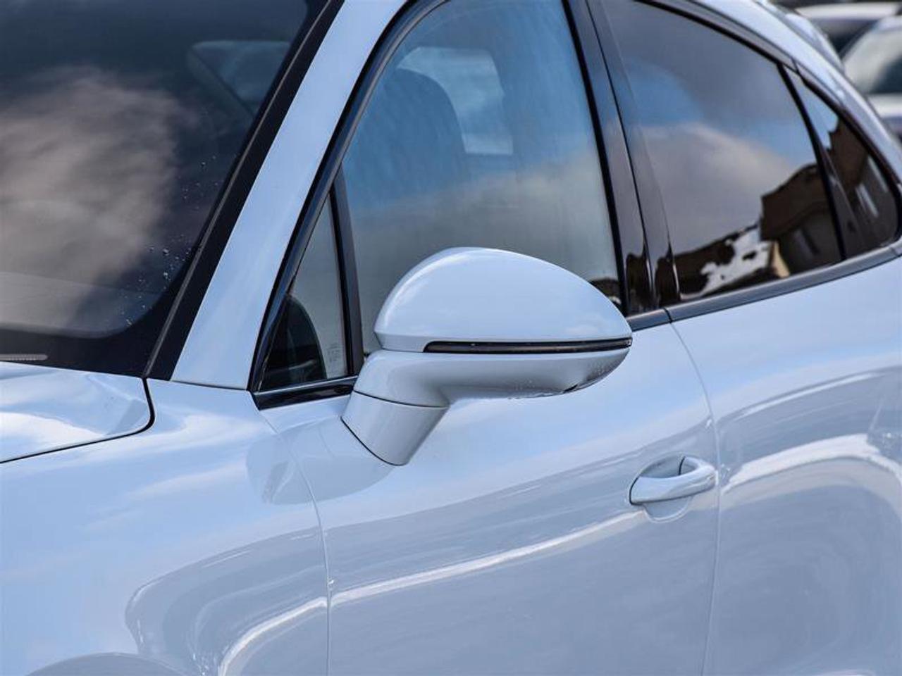 2024 Porsche Cayenne S White Photo