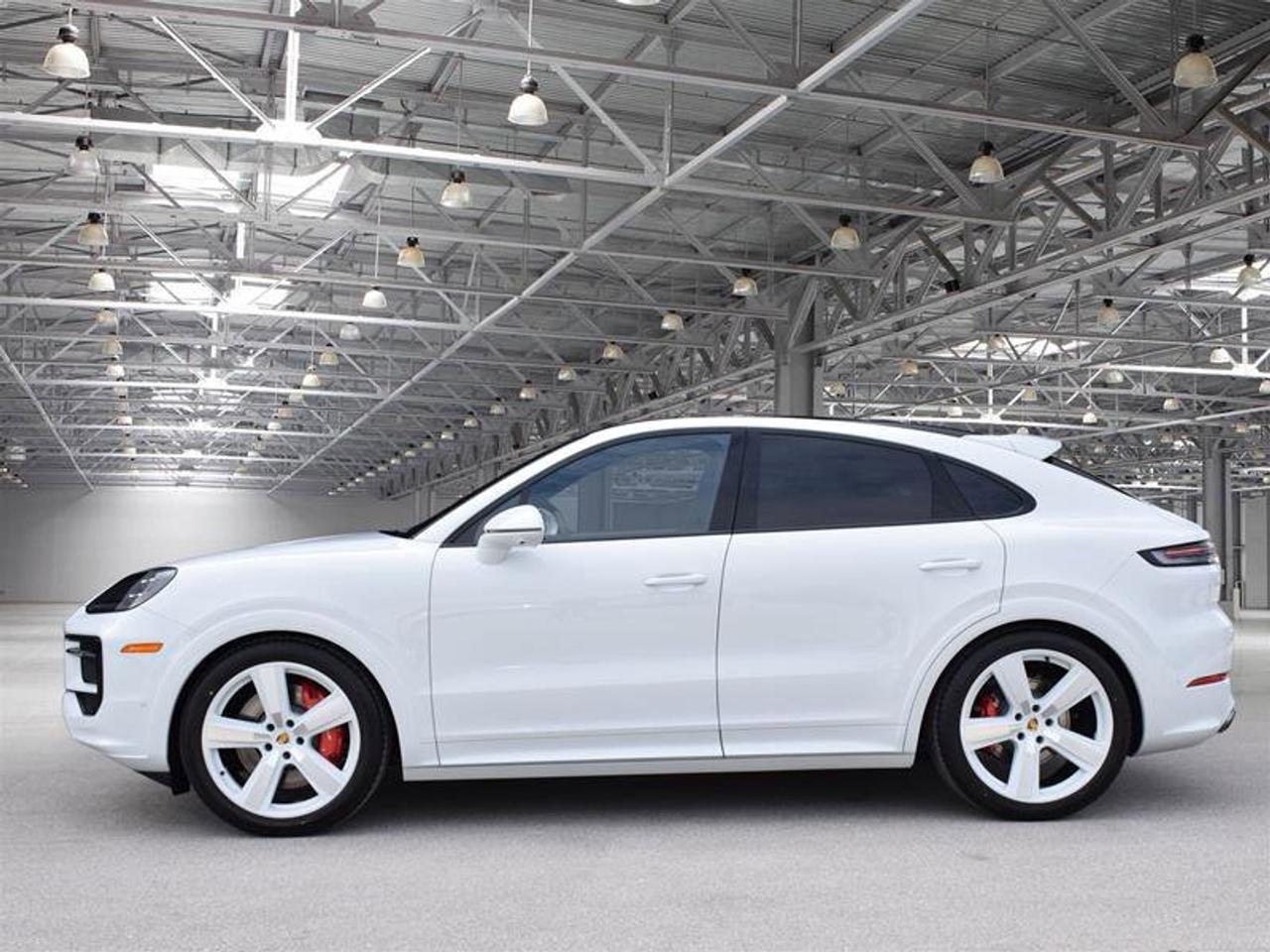 2024 Porsche Cayenne S White Photo1