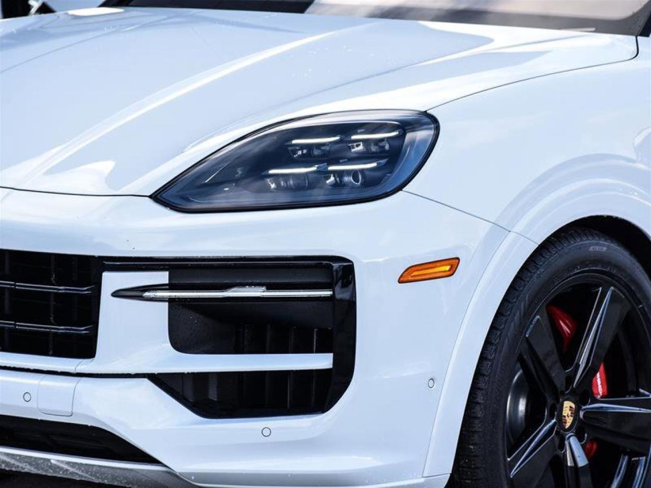 2024 Porsche Cayenne S White Photo