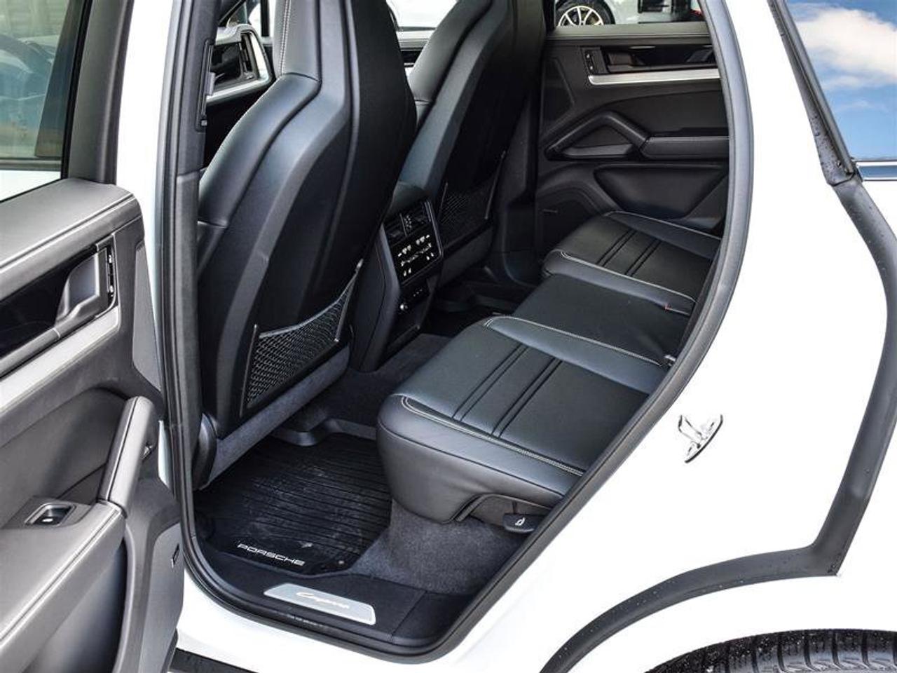 2024 Porsche Cayenne S White Photo