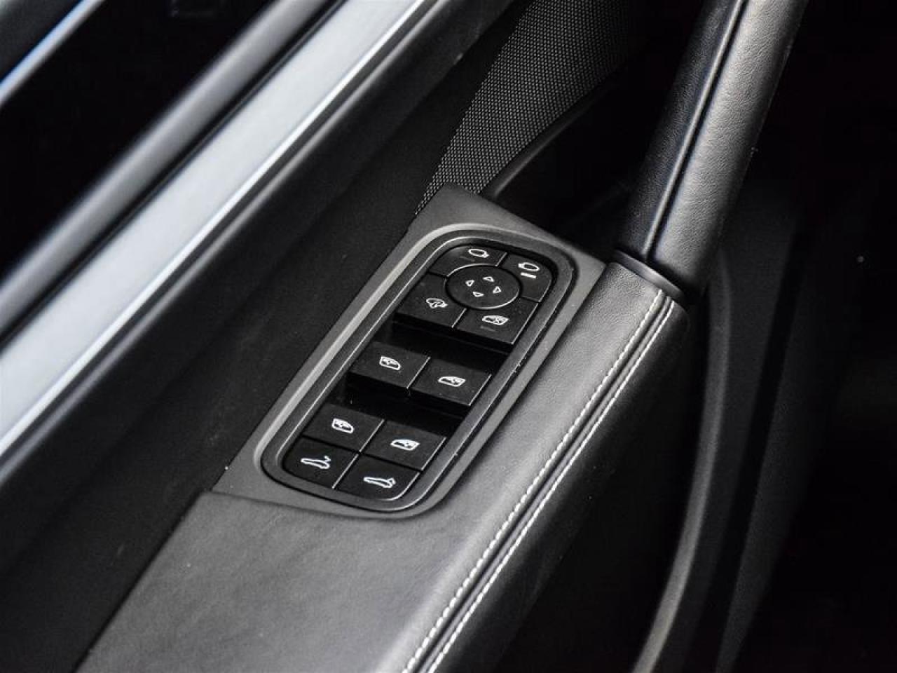 2024 Porsche Cayenne S White Photo