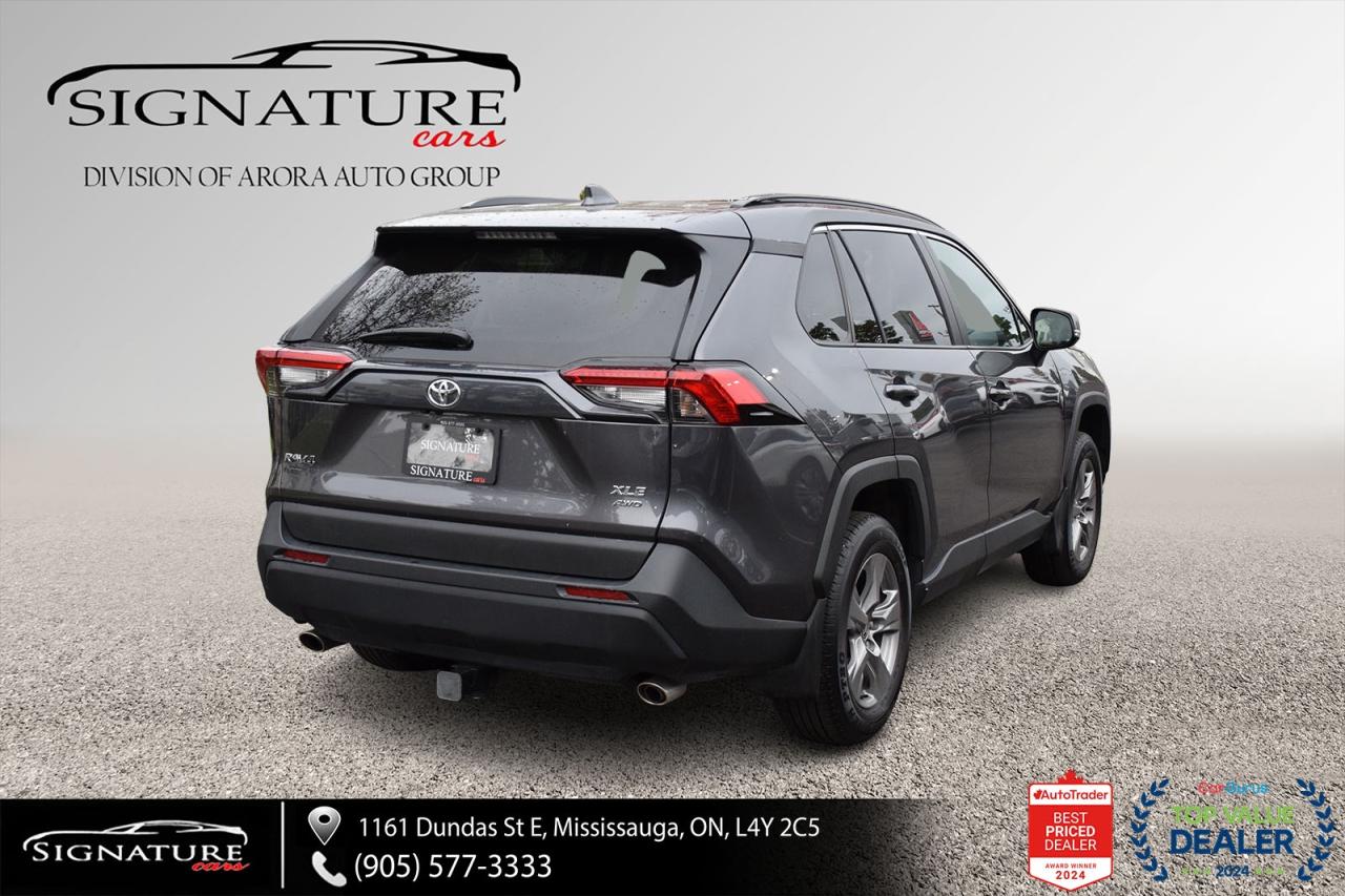2024 Toyota RAV4 XLE AWD / NO ACCIDENT /SUNROOF / CARPLAY / BSM Photo3