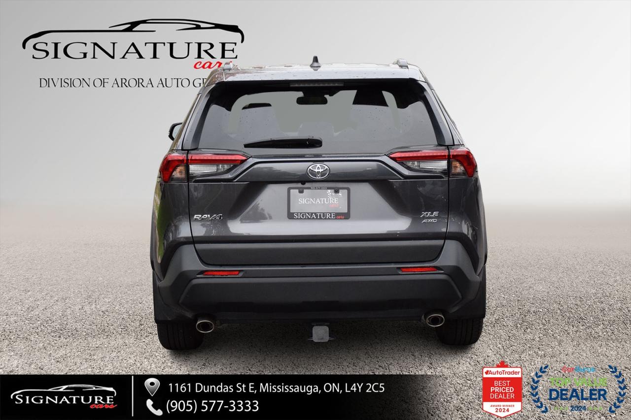 2024 Toyota RAV4 XLE AWD / NO ACCIDENT /SUNROOF / CARPLAY / BSM Photo