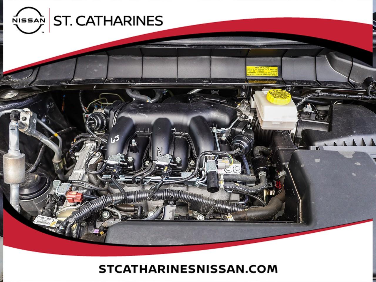 2025 Nissan Pathfinder SL Photo4