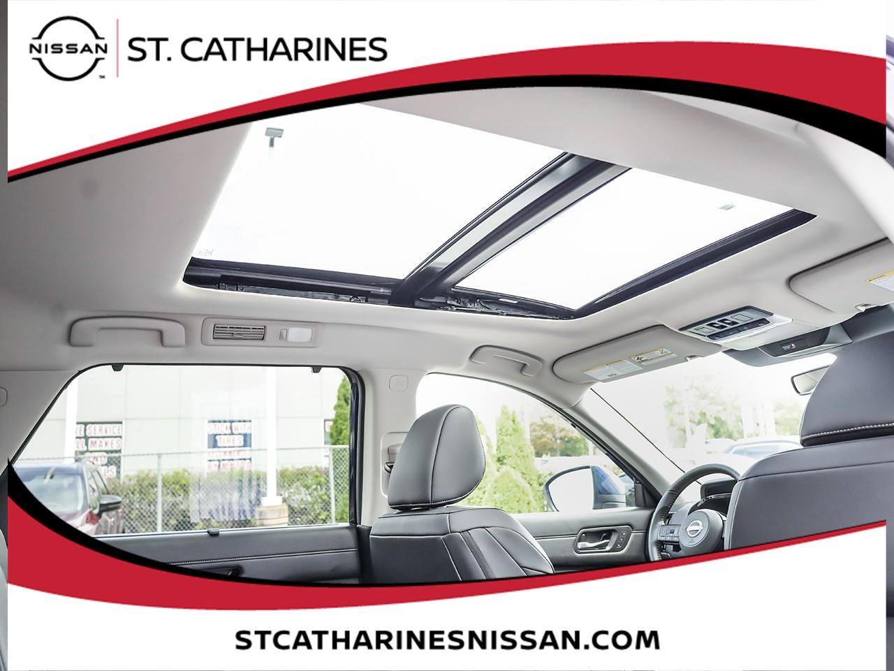 2025 Nissan Pathfinder SL Photo