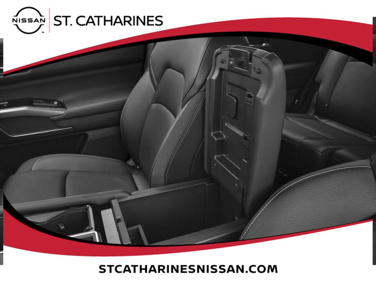 2025 Nissan Pathfinder SL Photo